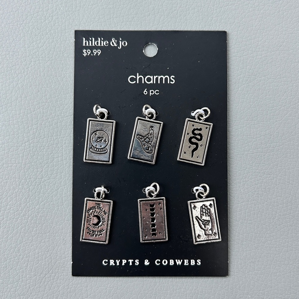 NWT - Hildie & Jo Silver Crypts and Cobwebs Charms Set